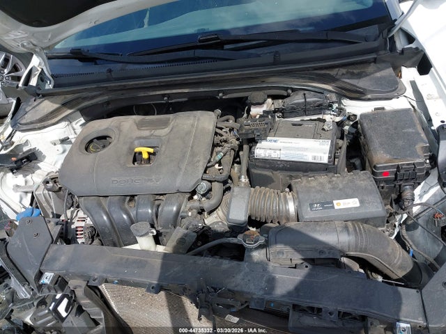 Hyundai ELANTRA Sel
