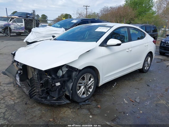 Hyundai ELANTRA Sel