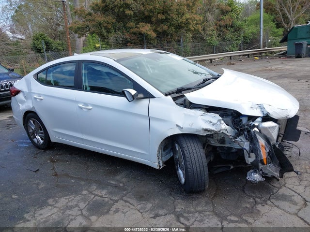 Hyundai ELANTRA Sel
