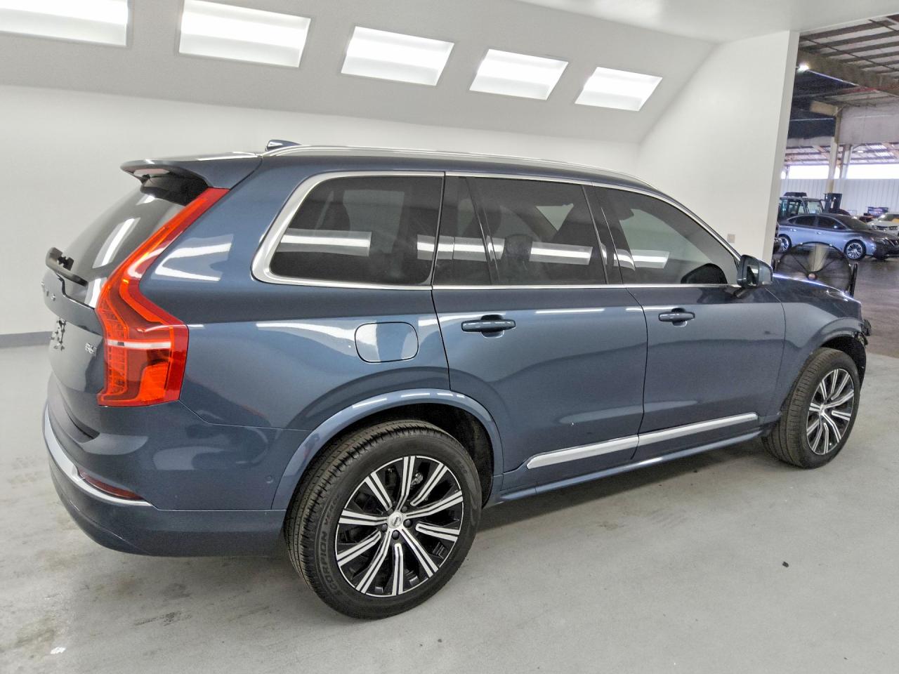Volvo XC90 Plus