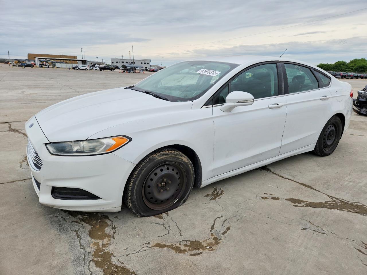 Salvage Ford Fusion Image