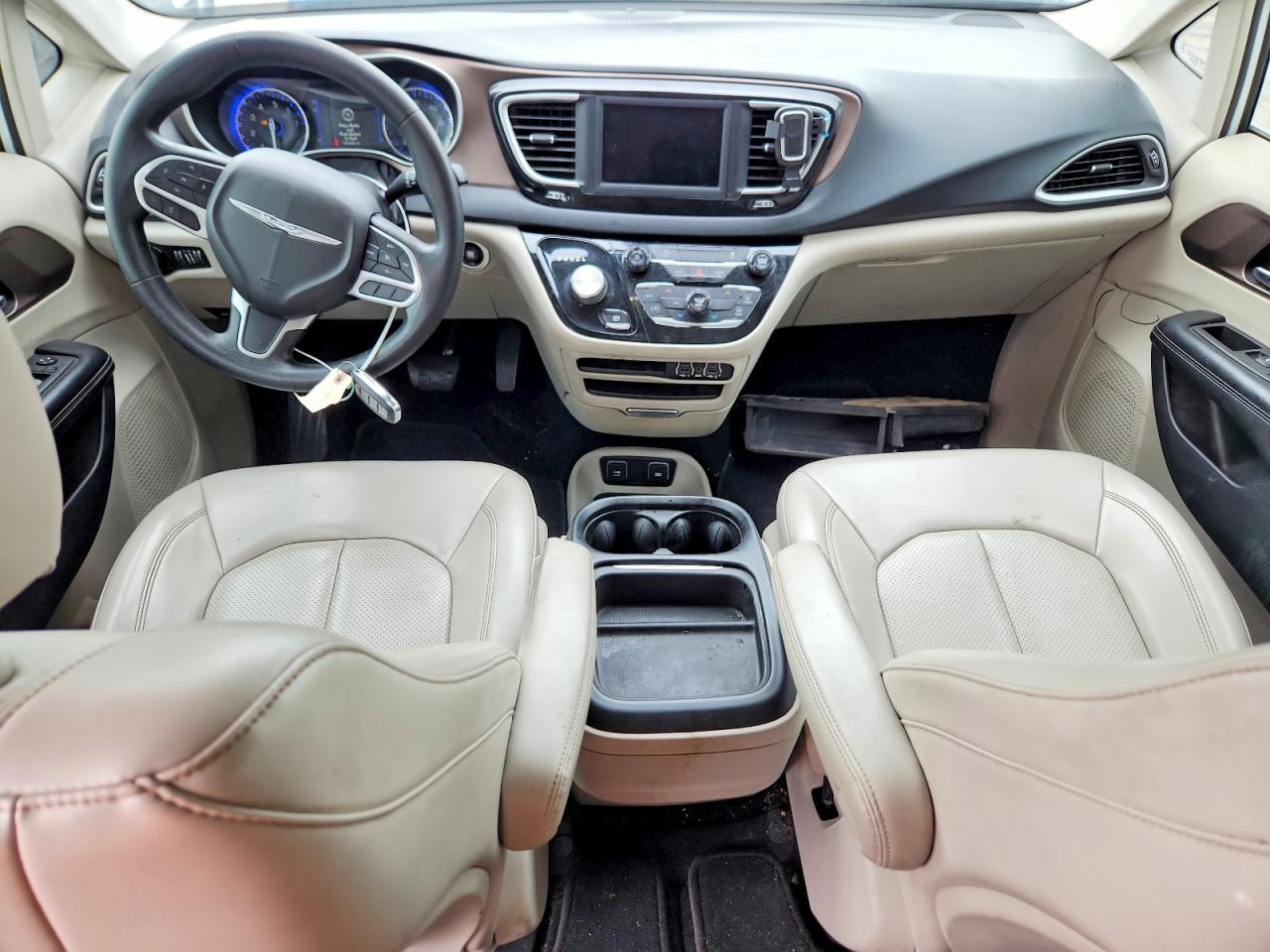 Chrysler Minivan Lxi