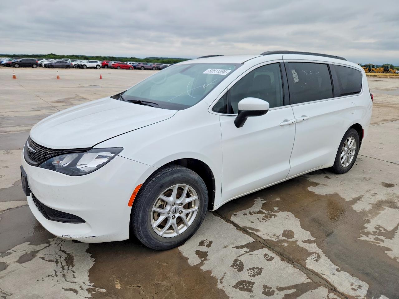 Salvage Chrysler Minivan Image