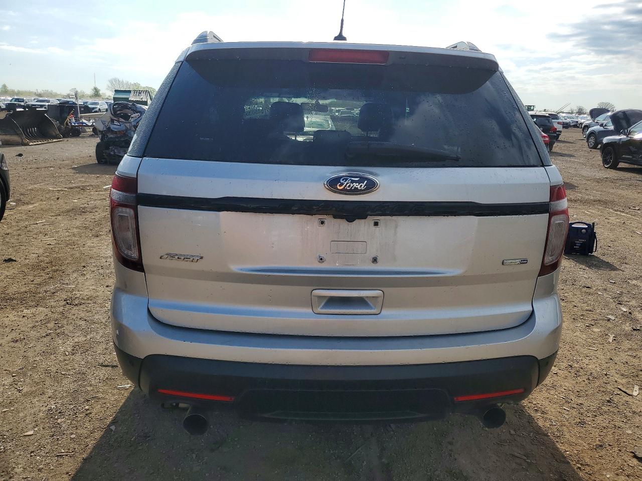Ford Explorer Sport