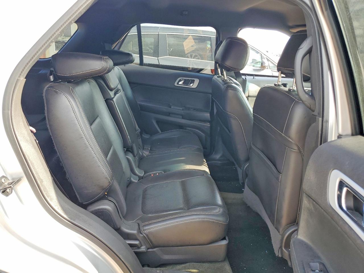 Ford Explorer Sport
