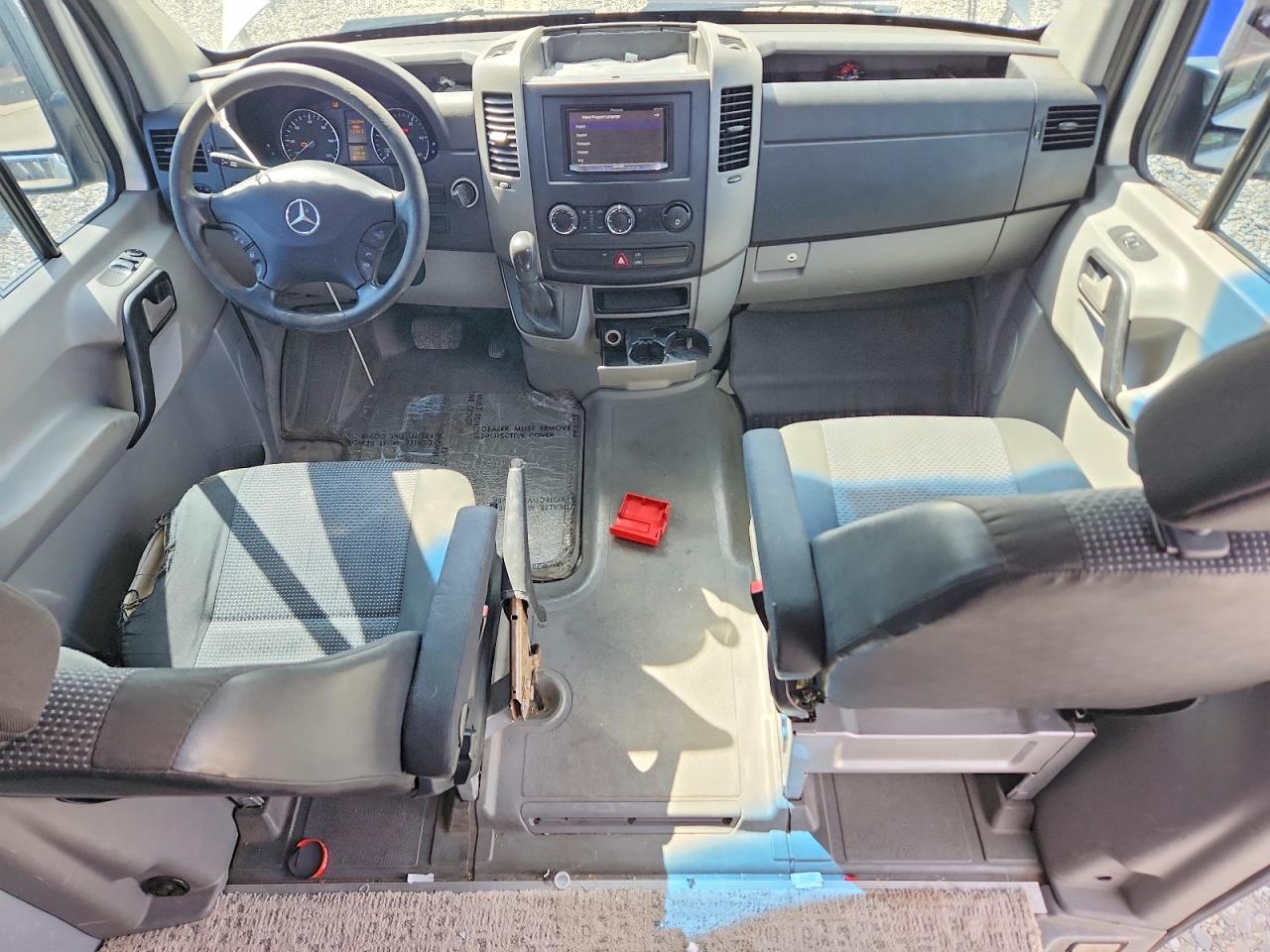 Mercedes-Benz Sprinter 2500