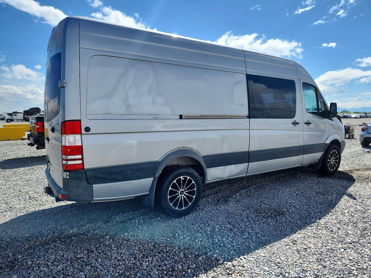 Mercedes-Benz Sprinter 2500