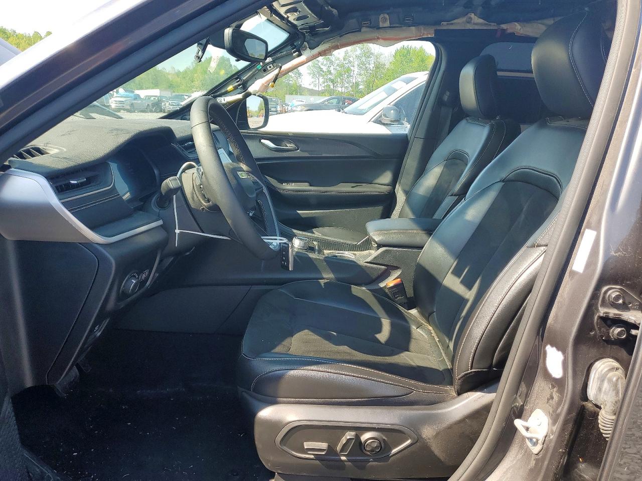 Jeep Cherokee L Laredo