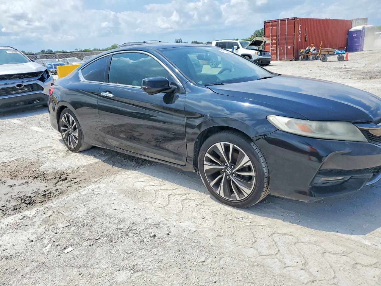 Salvage Honda Accord Image
