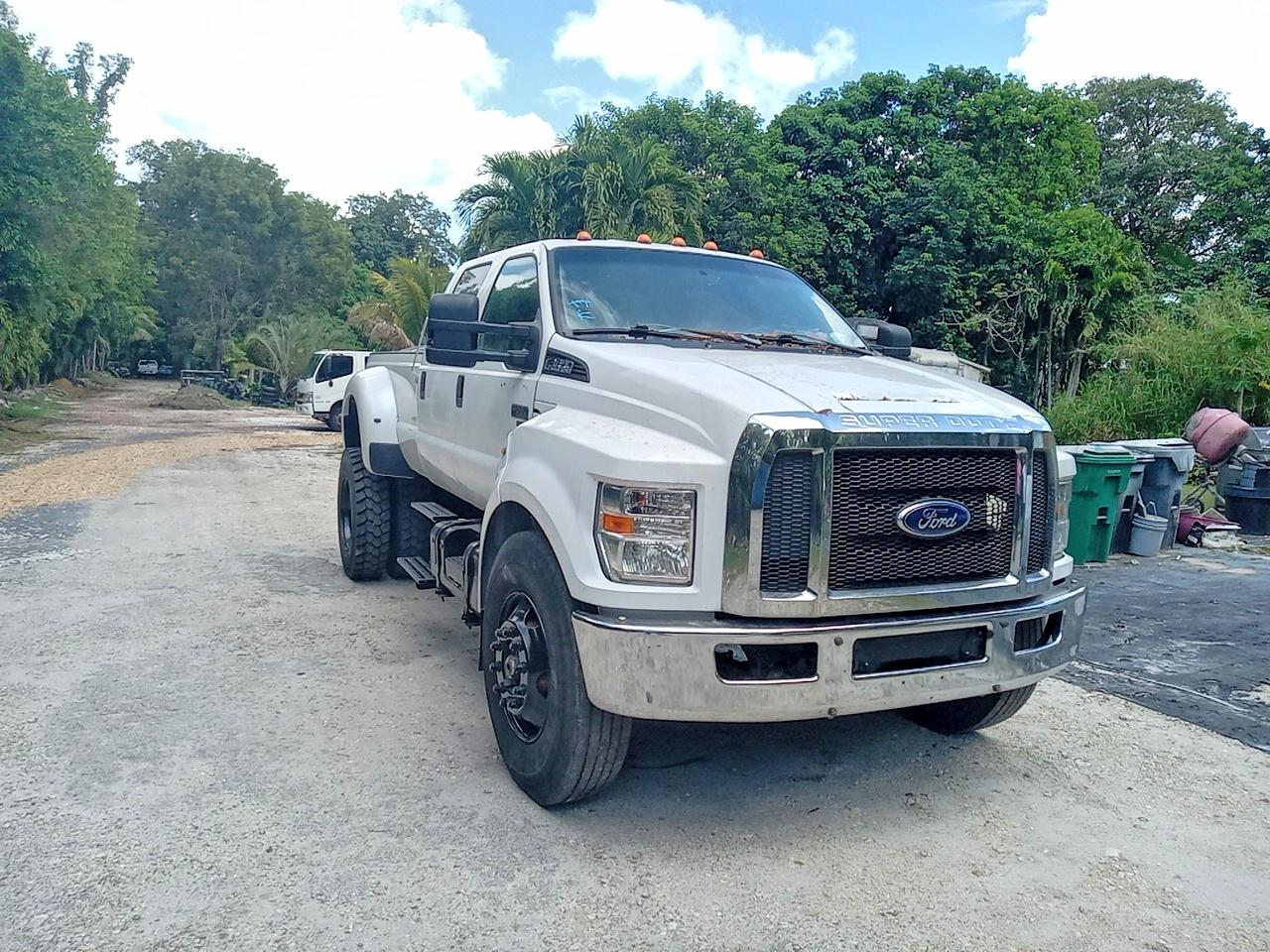 Salvage Ford F-650 Image
