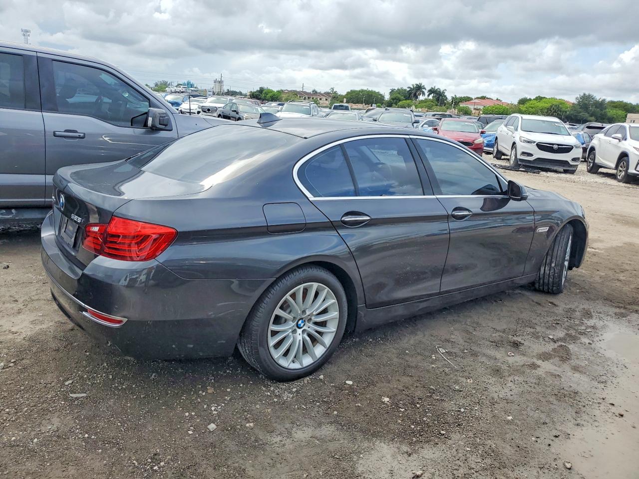 BMW 5 Series Xi