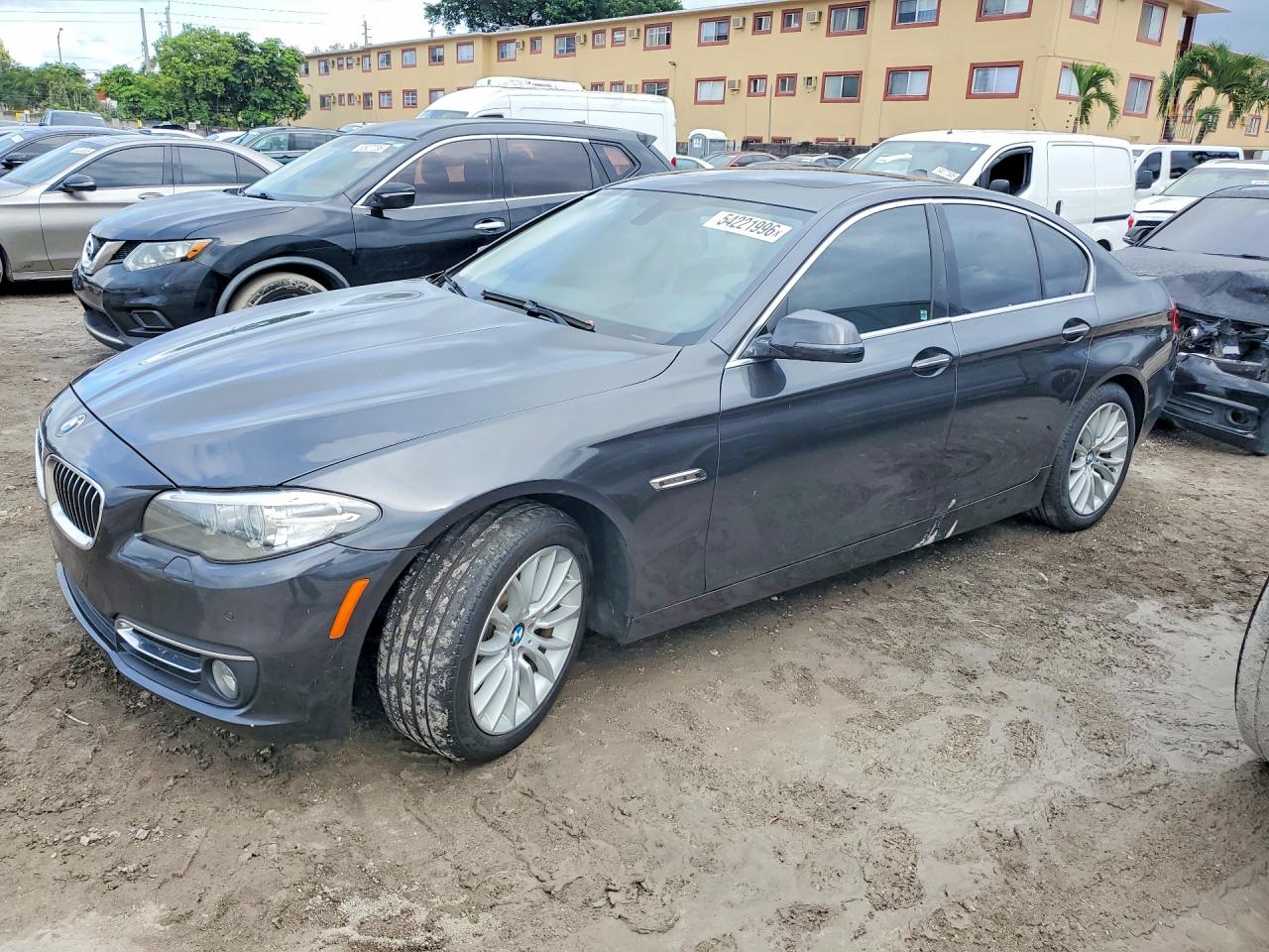 Salvage BMW 5 Series Image