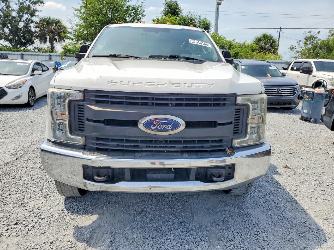 Ford F-350 Super Duty