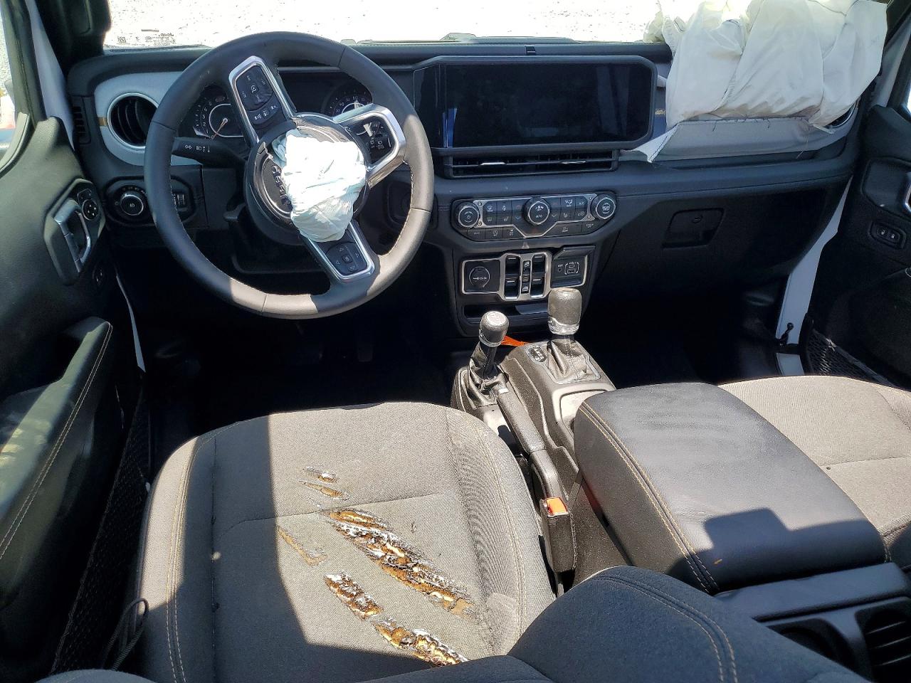 Jeep Wrangler Sahara