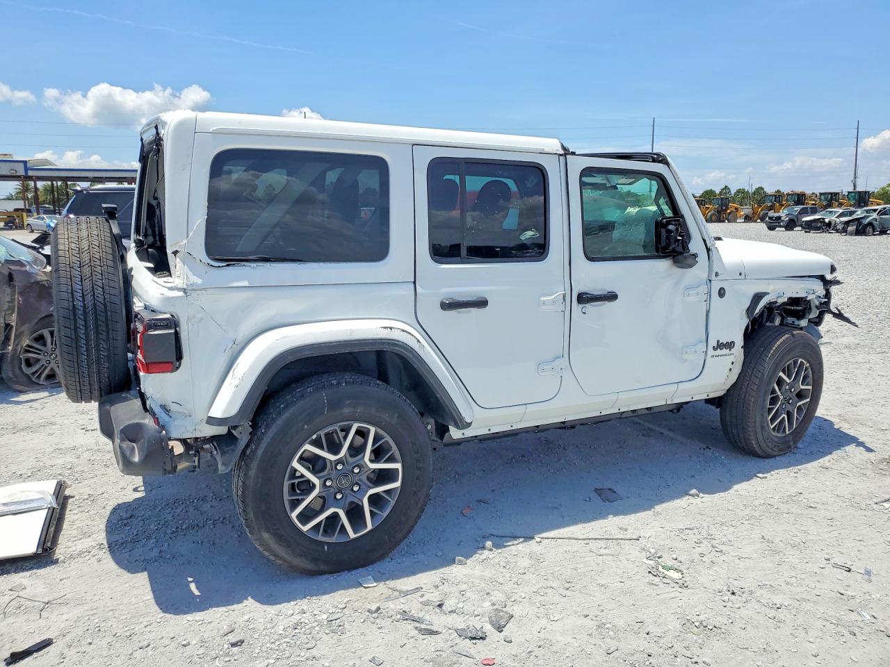 Jeep Wrangler Sahara