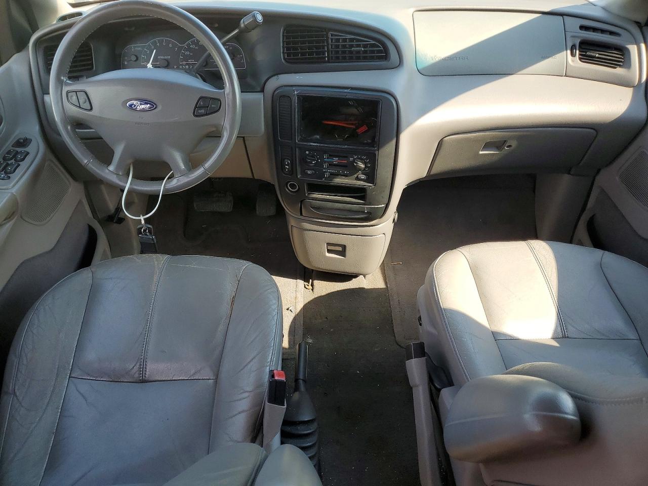 Ford Windstar Se