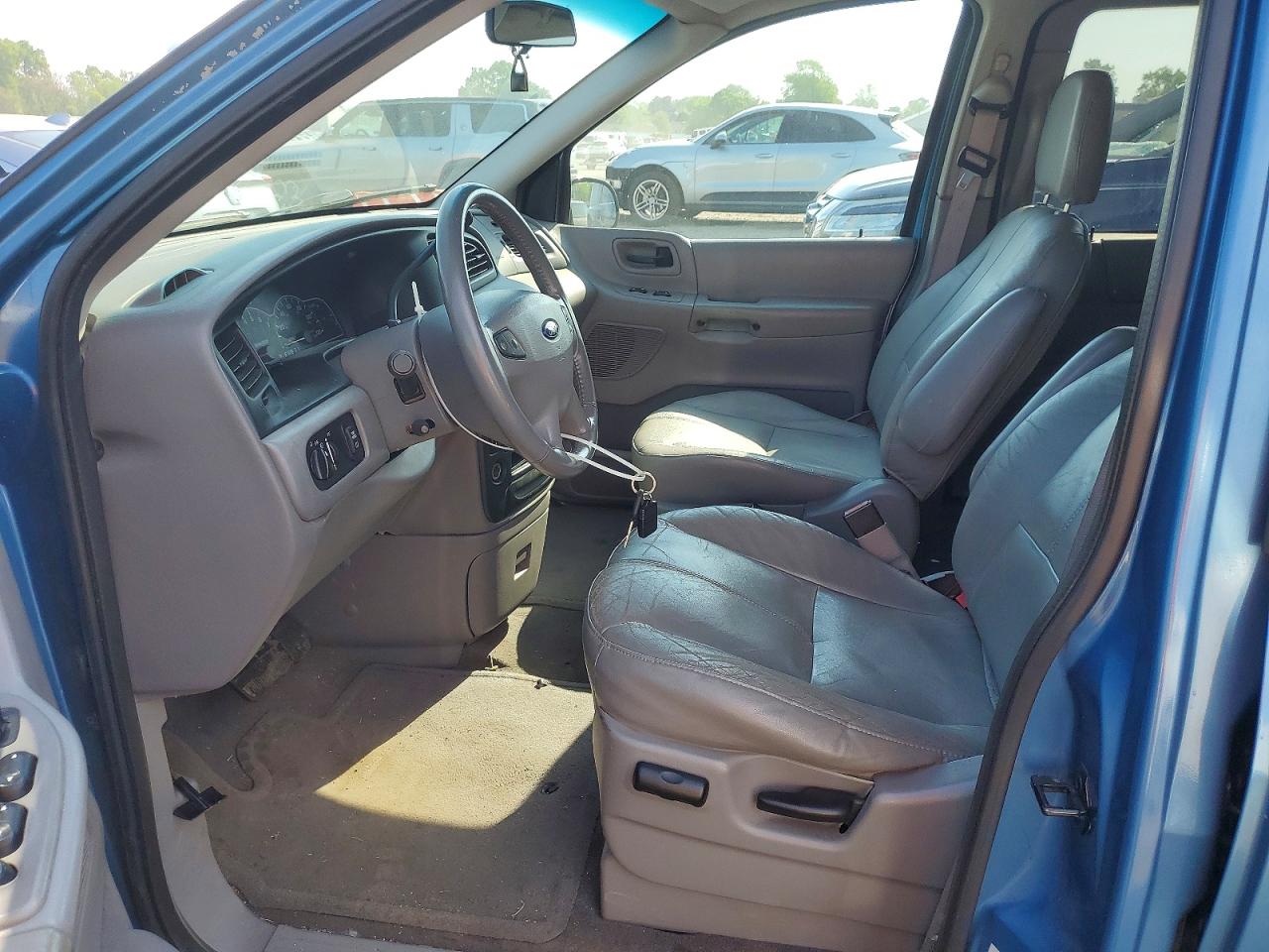 Ford Windstar Se