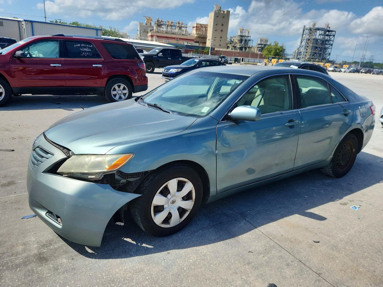 Salvage Toyota Camry Image