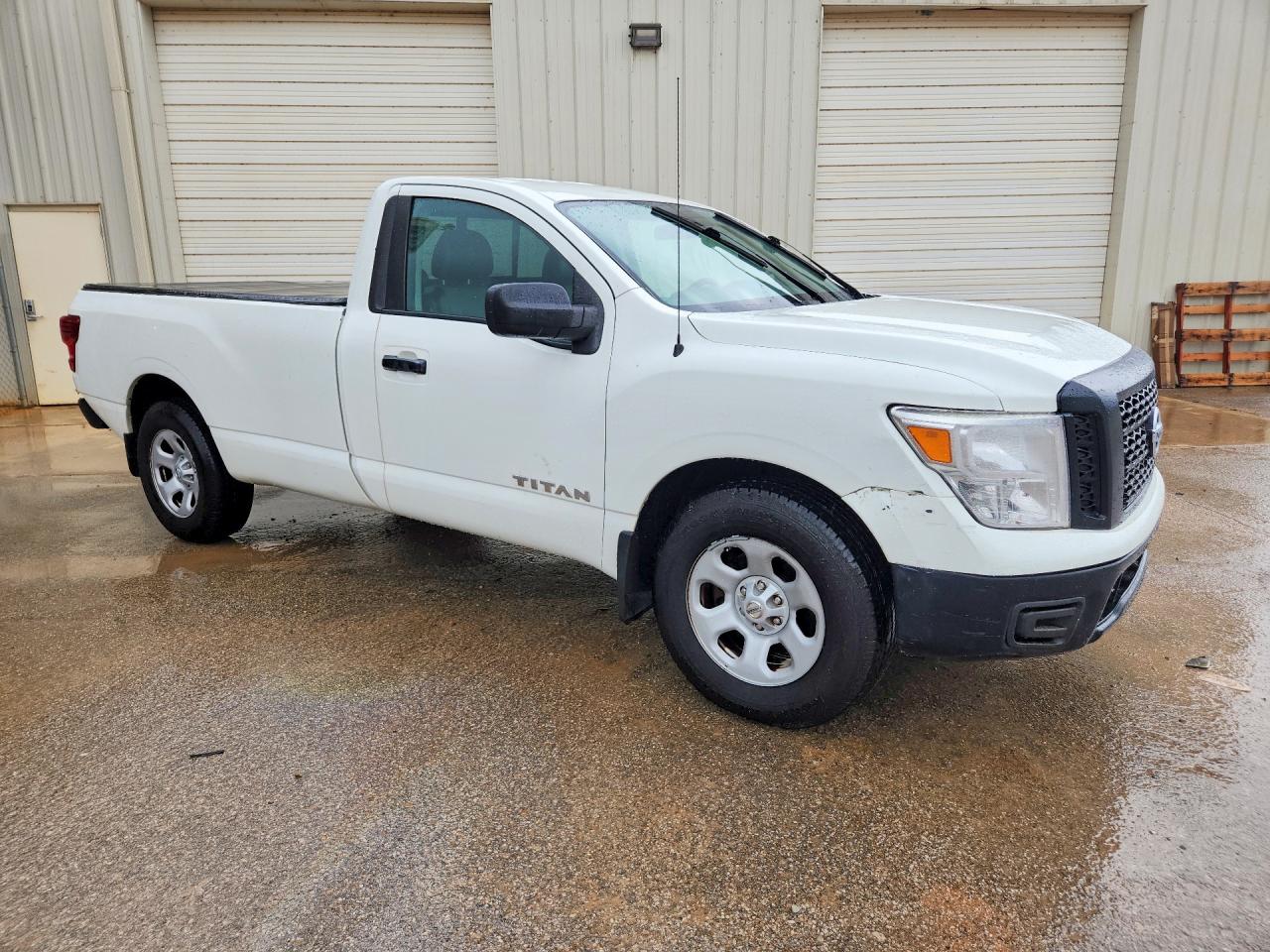 Nissan Titan S