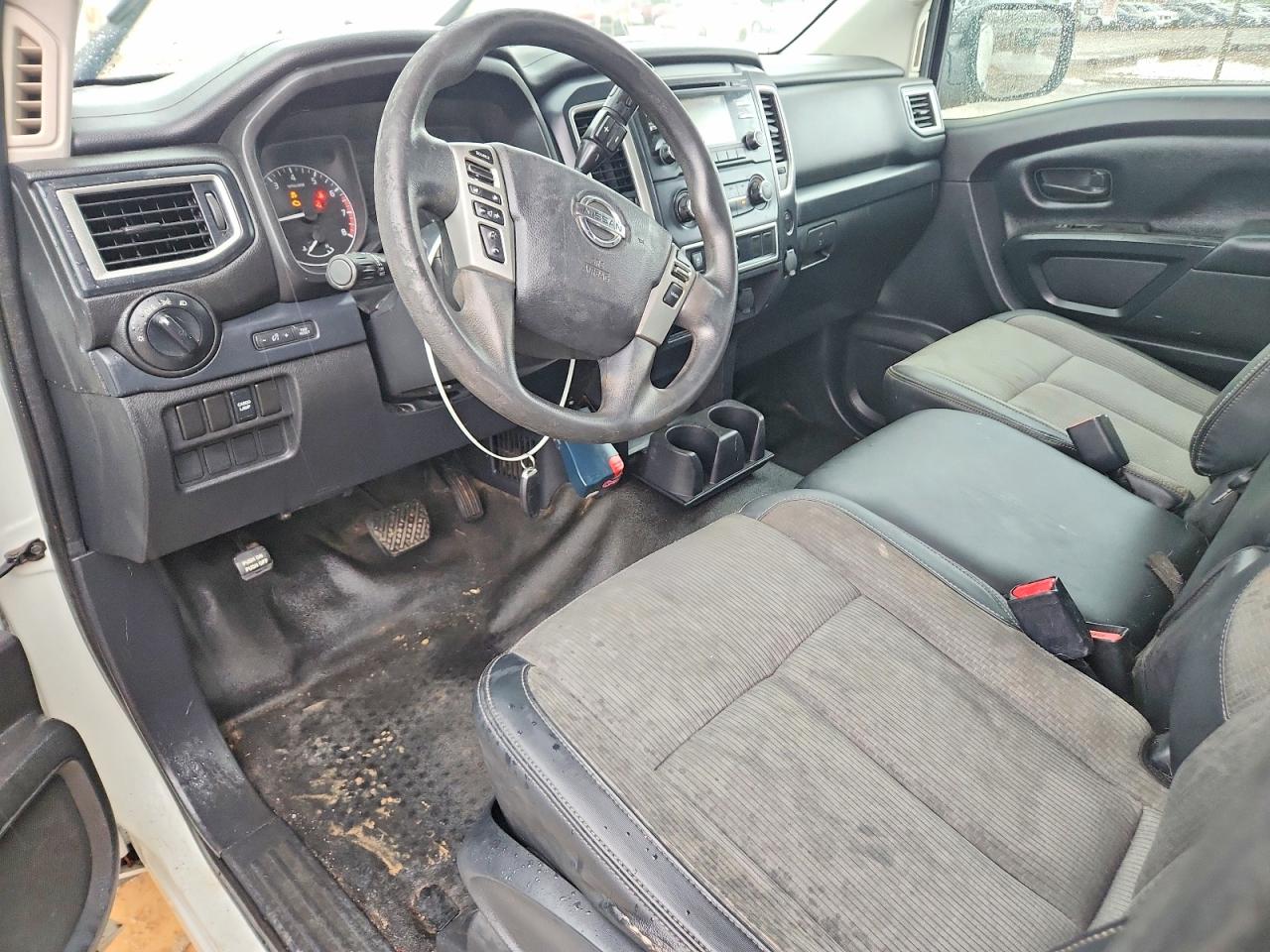 Nissan Titan S
