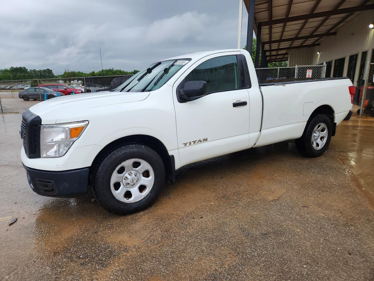 Salvage Nissan Titan Image