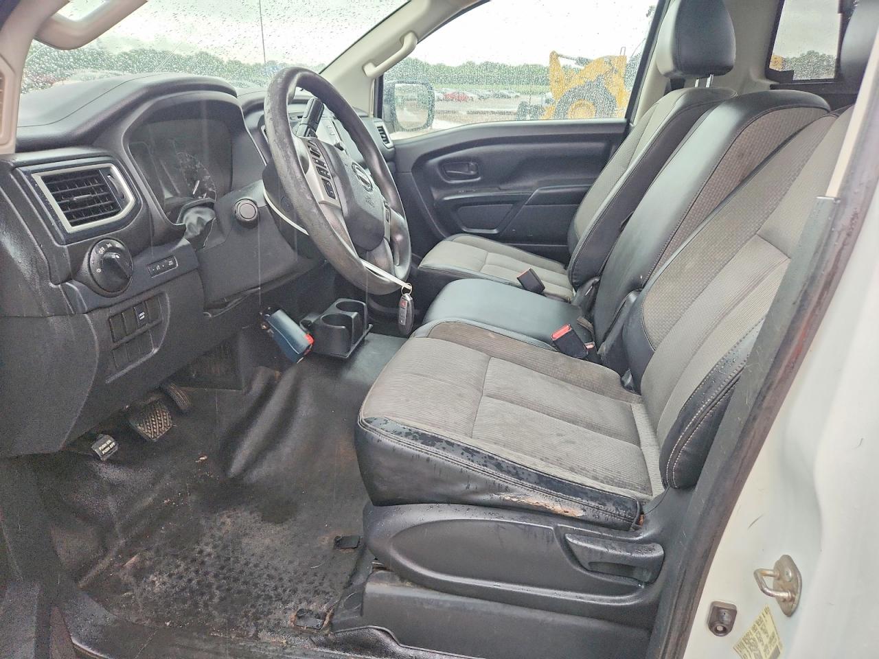 Nissan Titan S