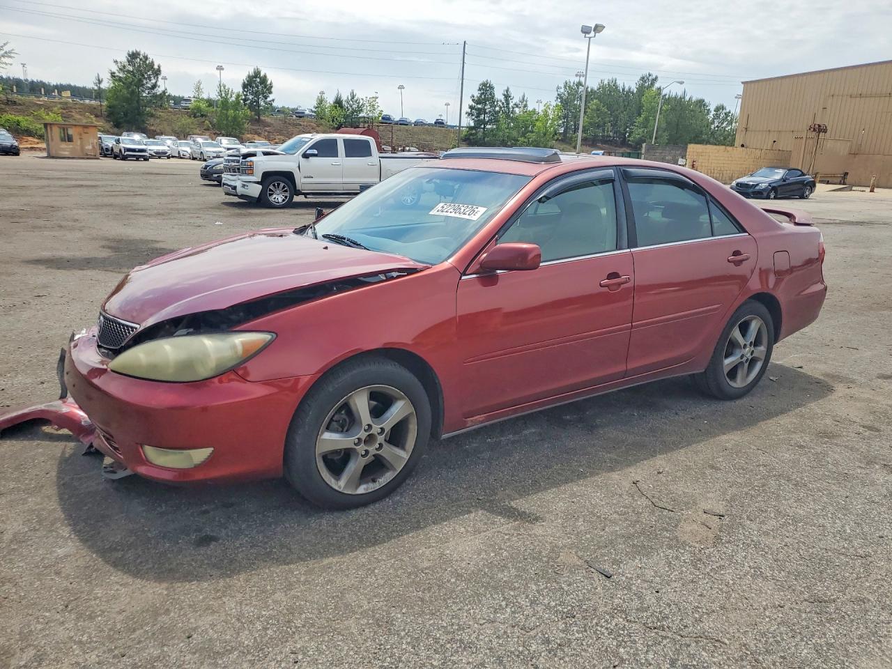 Salvage Toyota Camry Image