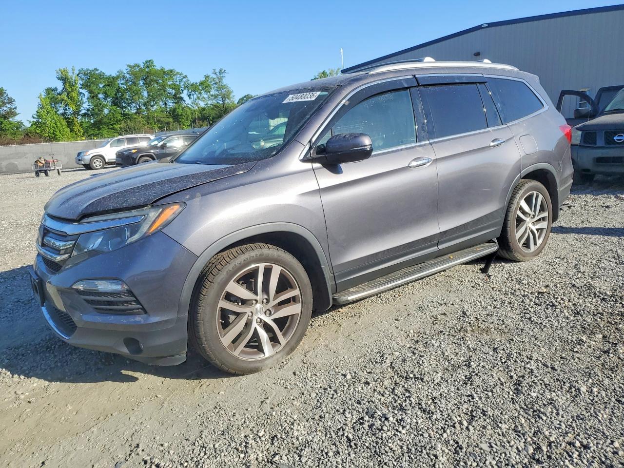 Salvage Honda Pilot Image