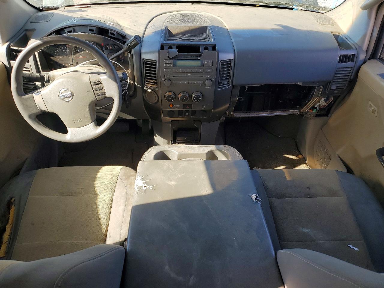 Nissan Titan