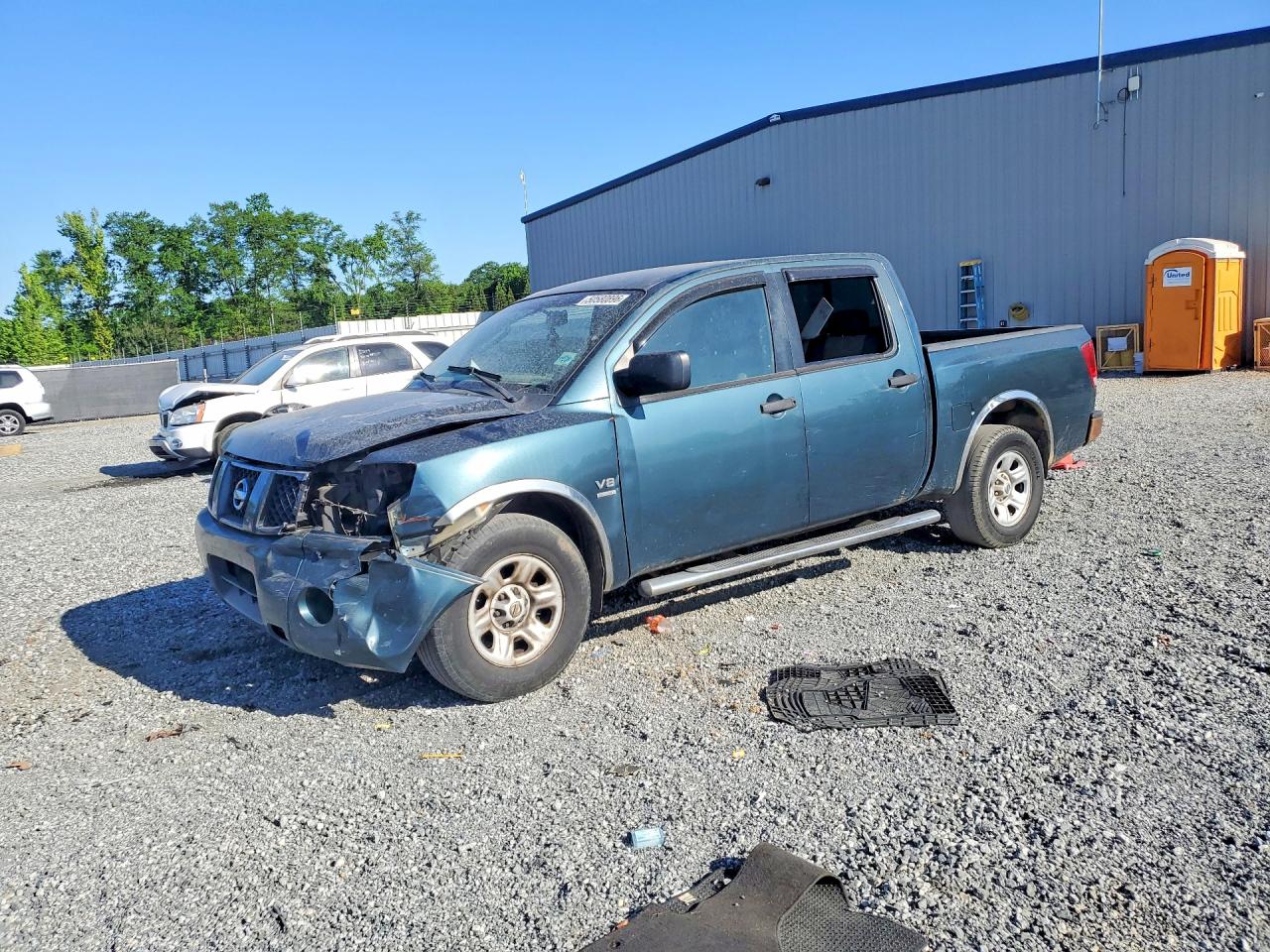 Salvage Nissan Titan Image