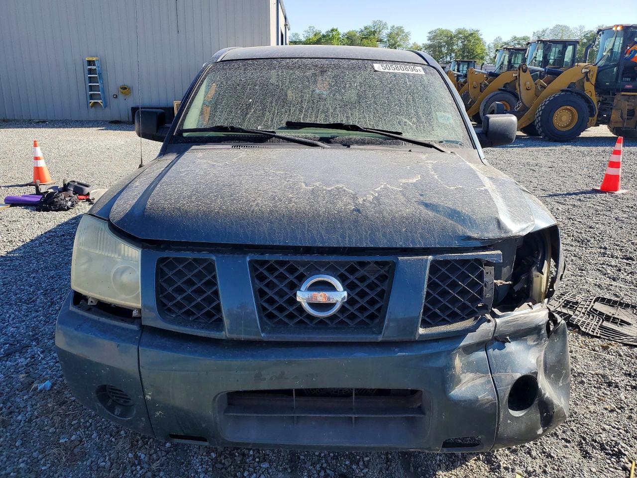 Nissan Titan
