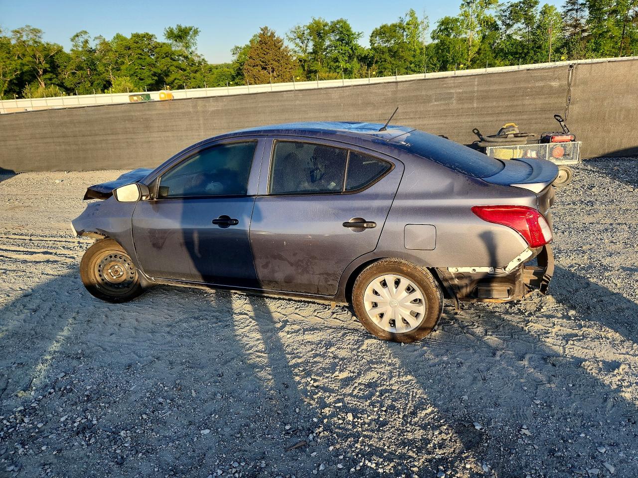 Nissan Versa 1.6 S Plus