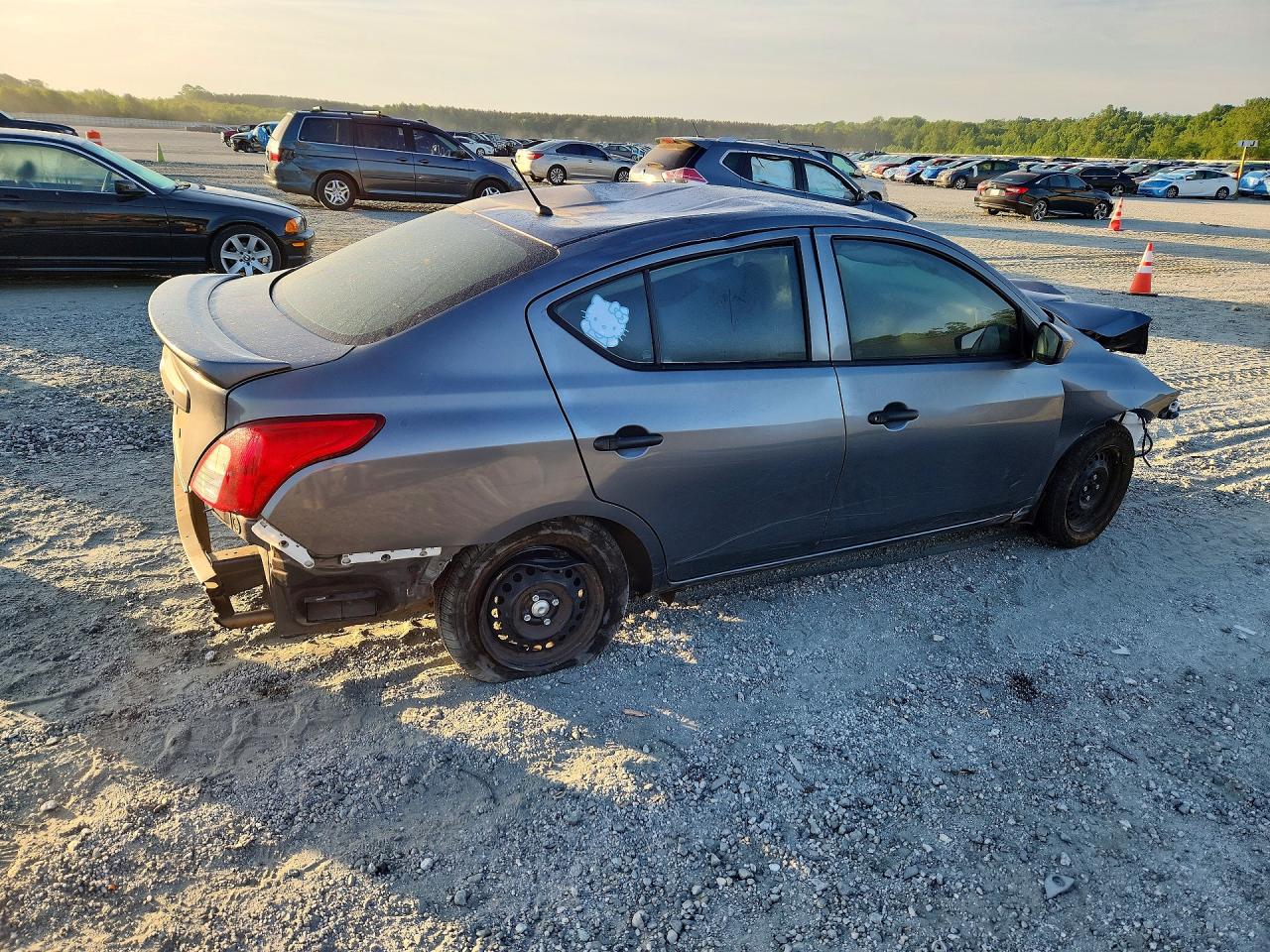 Nissan Versa 1.6 S Plus