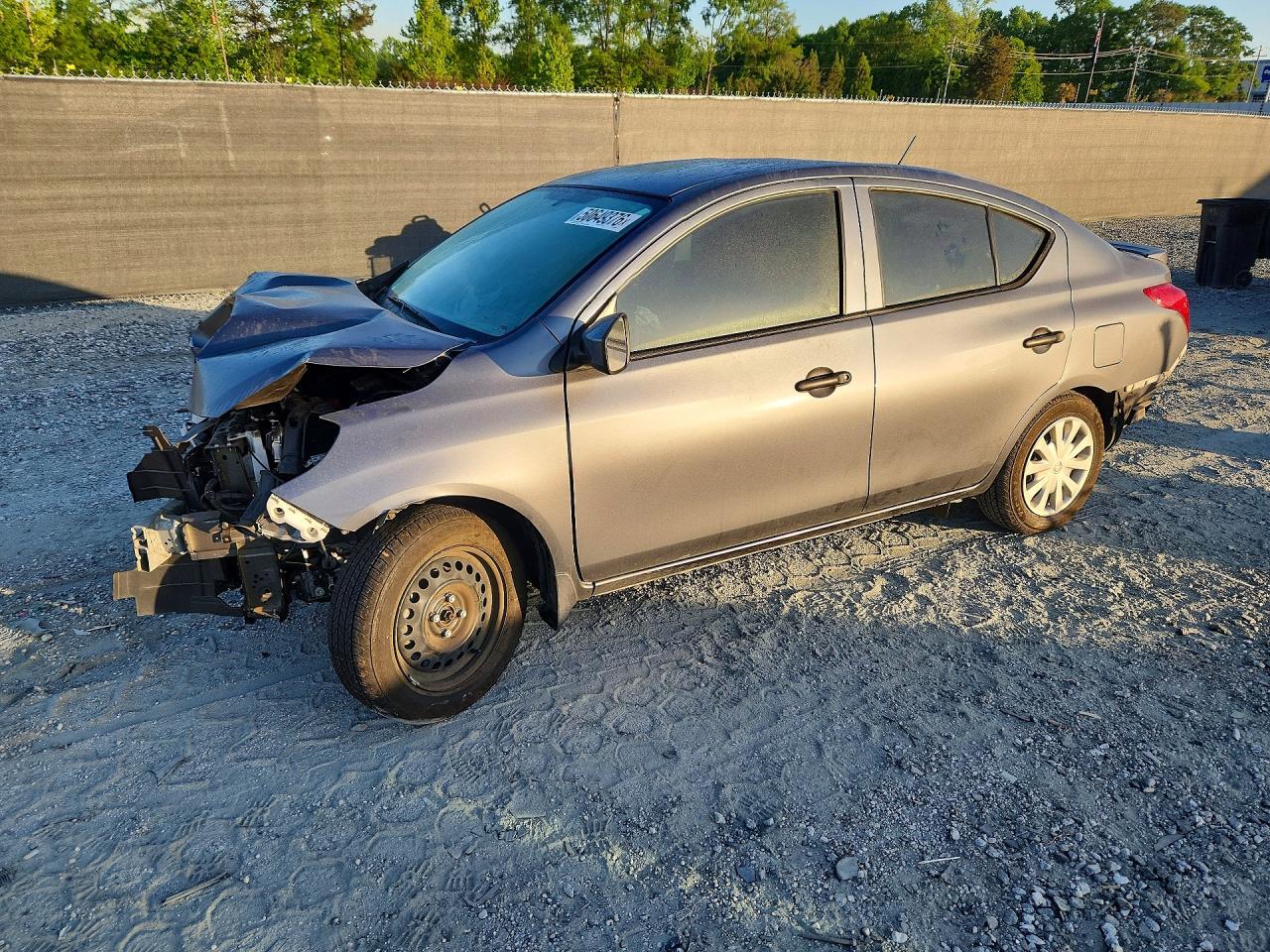 Salvage Nissan Versa Image