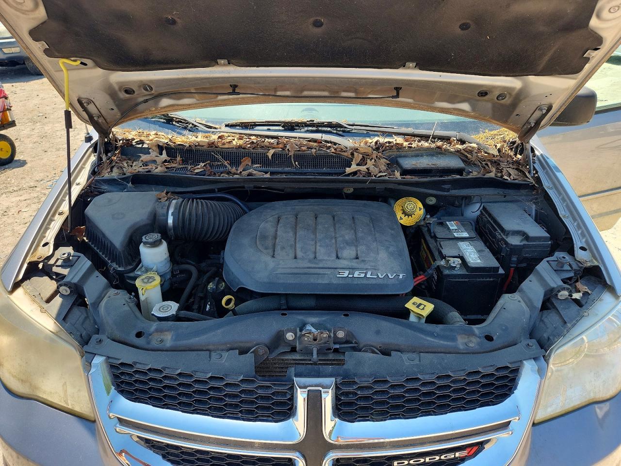 Dodge Caravan Sxt