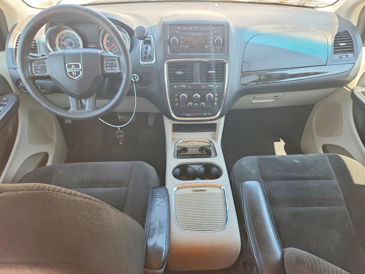 Dodge Caravan Sxt