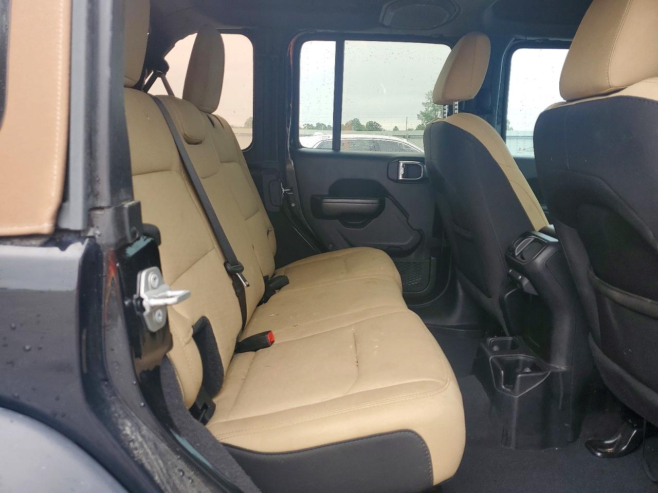 Jeep Wrangler Sport