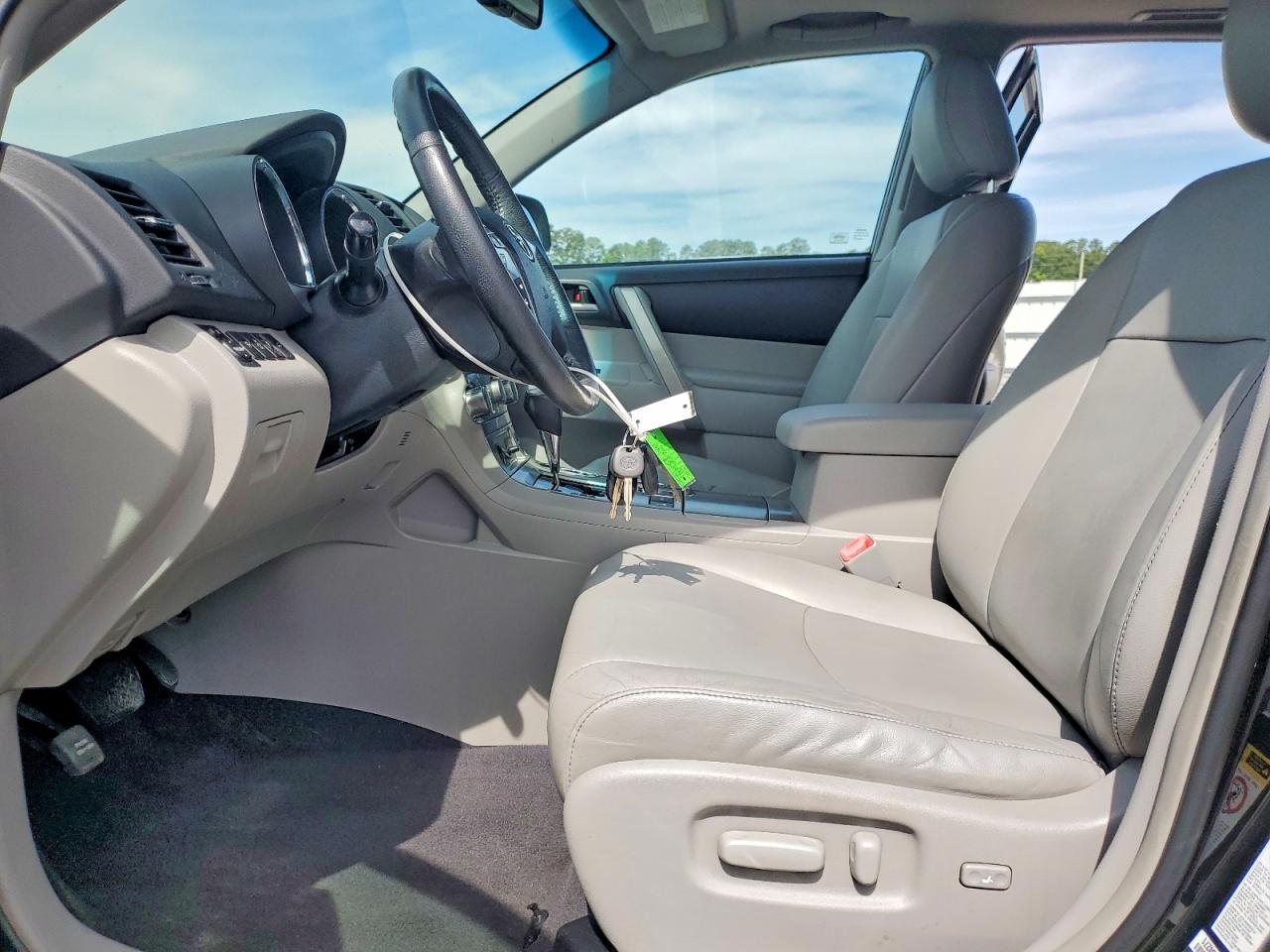 Toyota Highlander Se