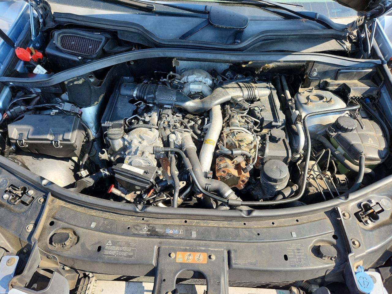 Mercedes-Benz M-Class 320