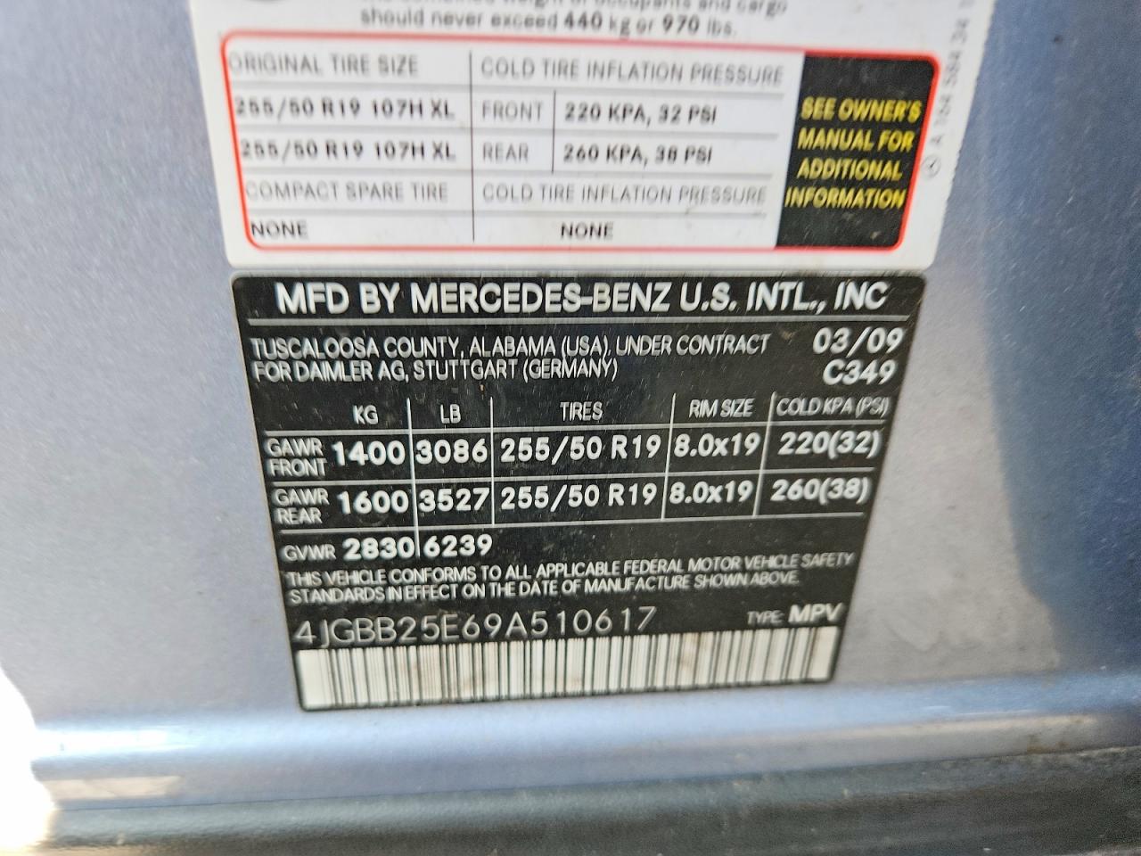 Mercedes-Benz M-Class 320