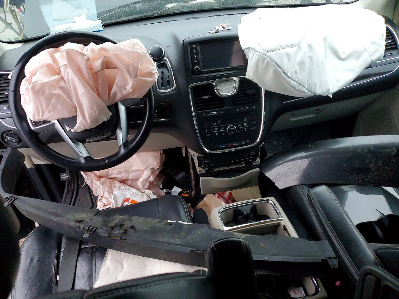 Chrysler Minivan Touring L