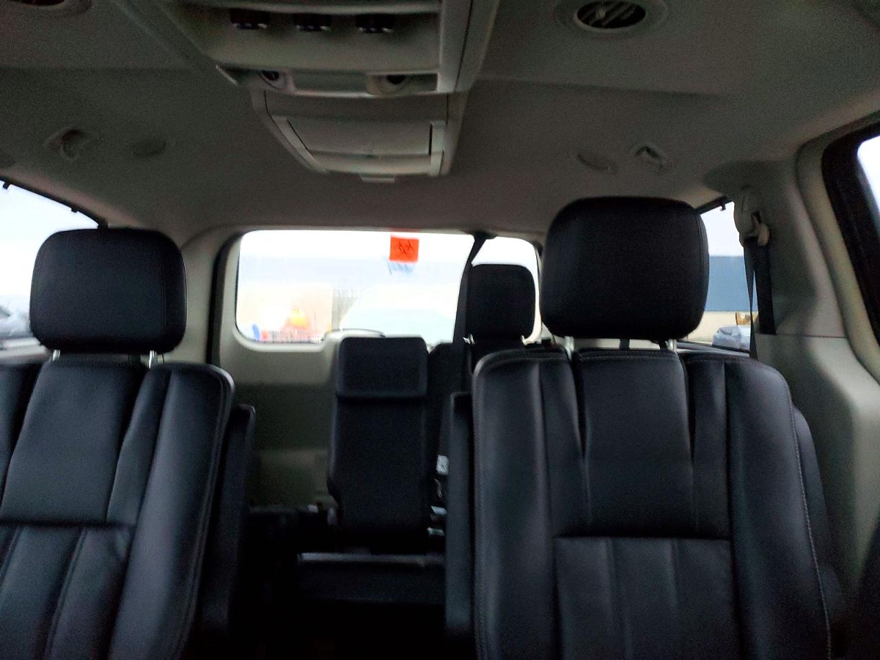 Chrysler Minivan Touring L
