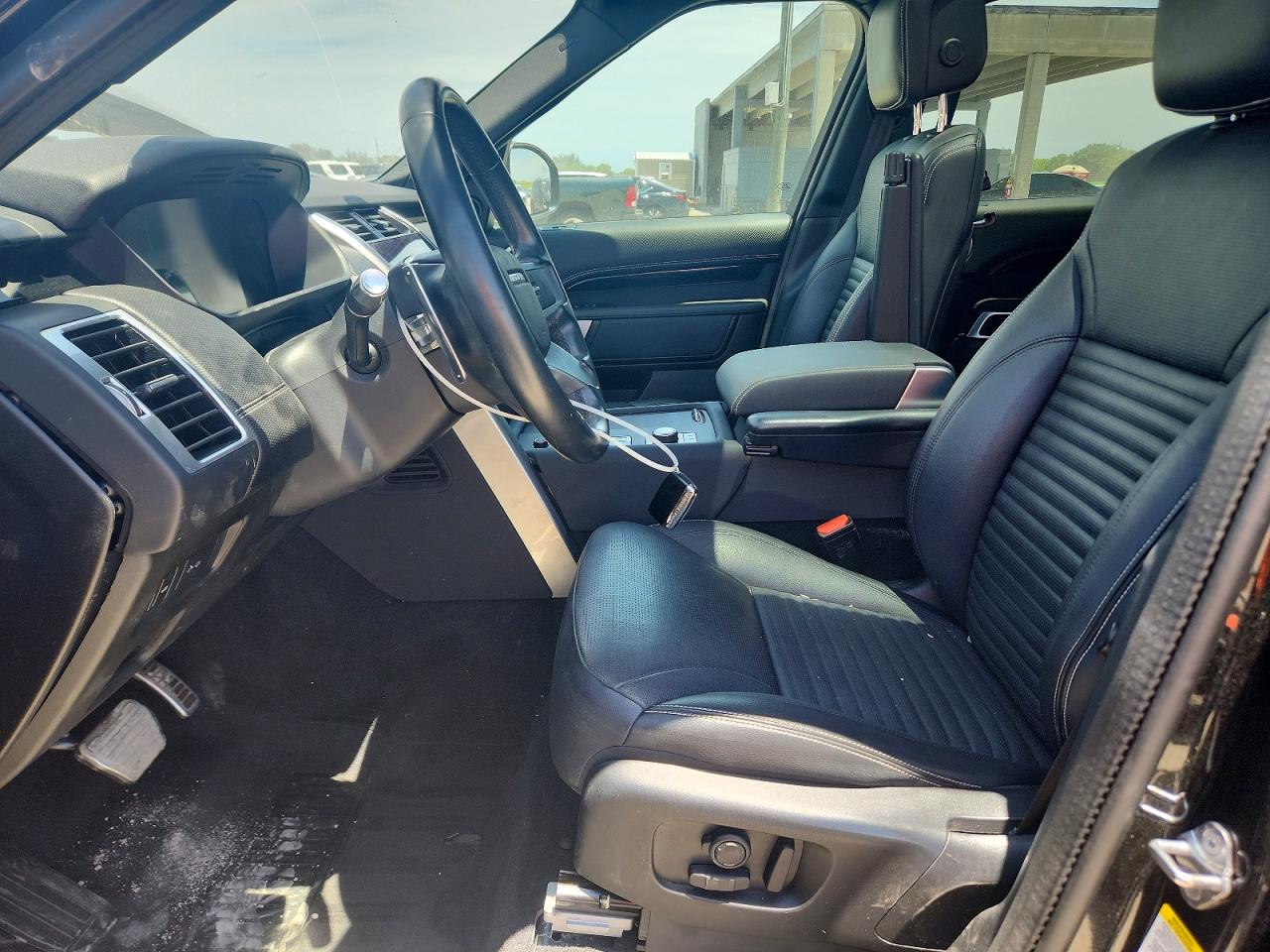 Land Rover Discovery S R-dynamic