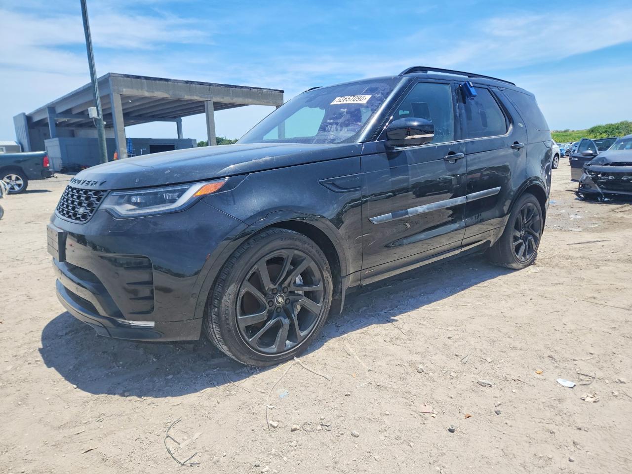 Salvage Land Rover Discovery Image