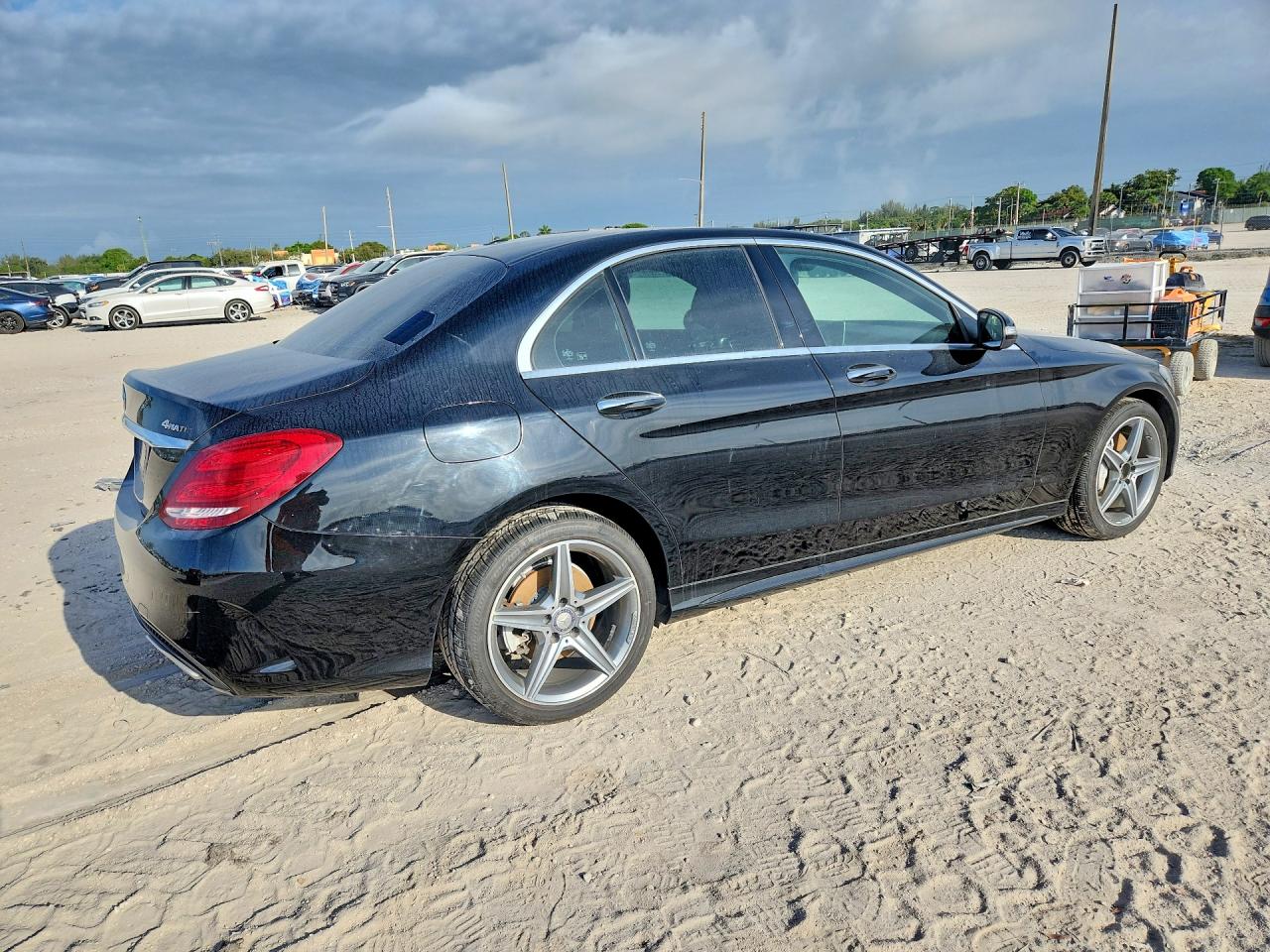 Mercedes-Benz C-Class 400 4matic