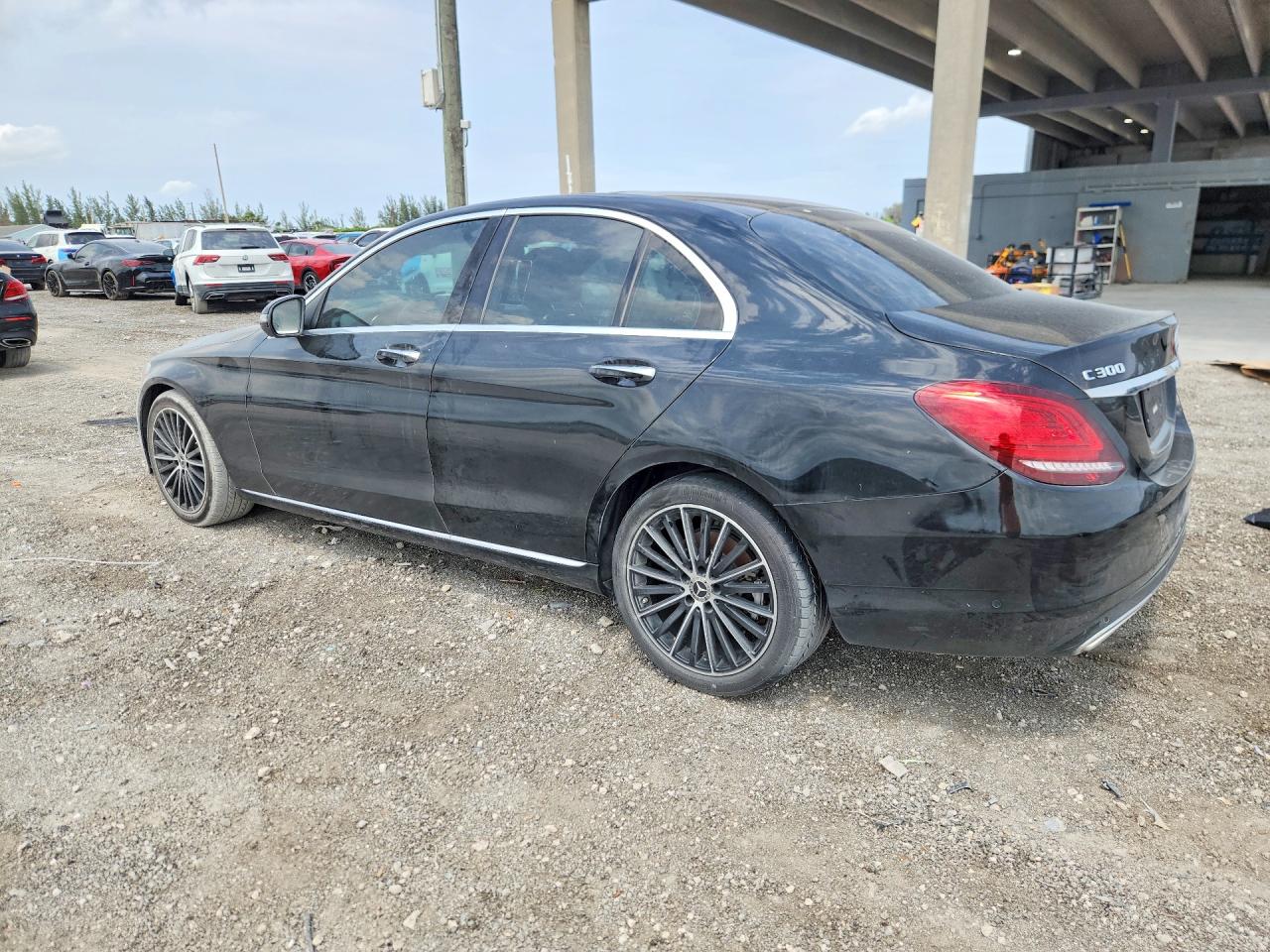 Mercedes-Benz C-Class 300