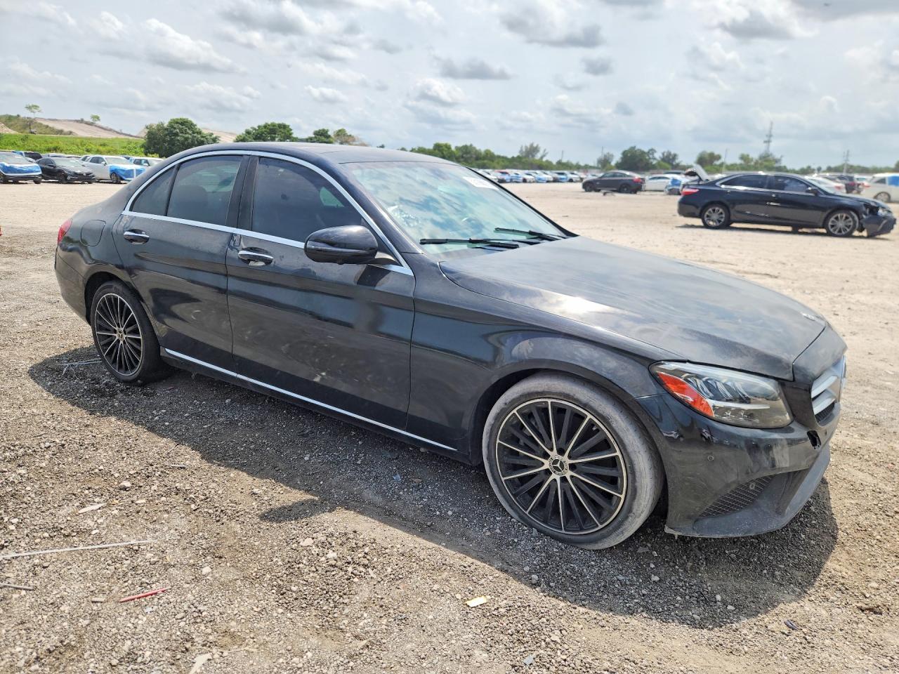 Mercedes-Benz C-Class 300