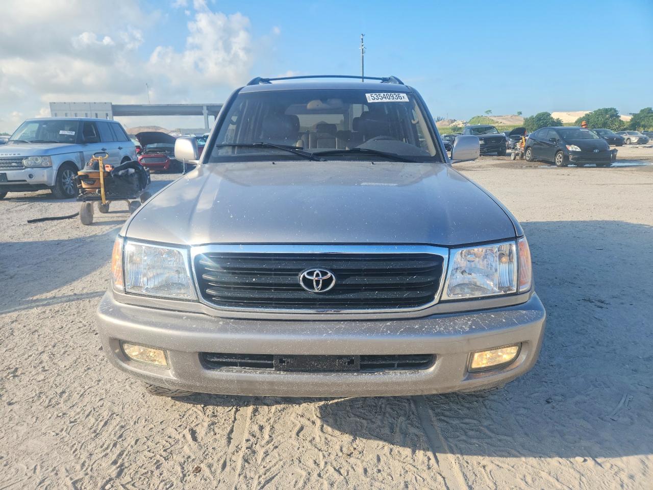 Toyota Land Cruis Base