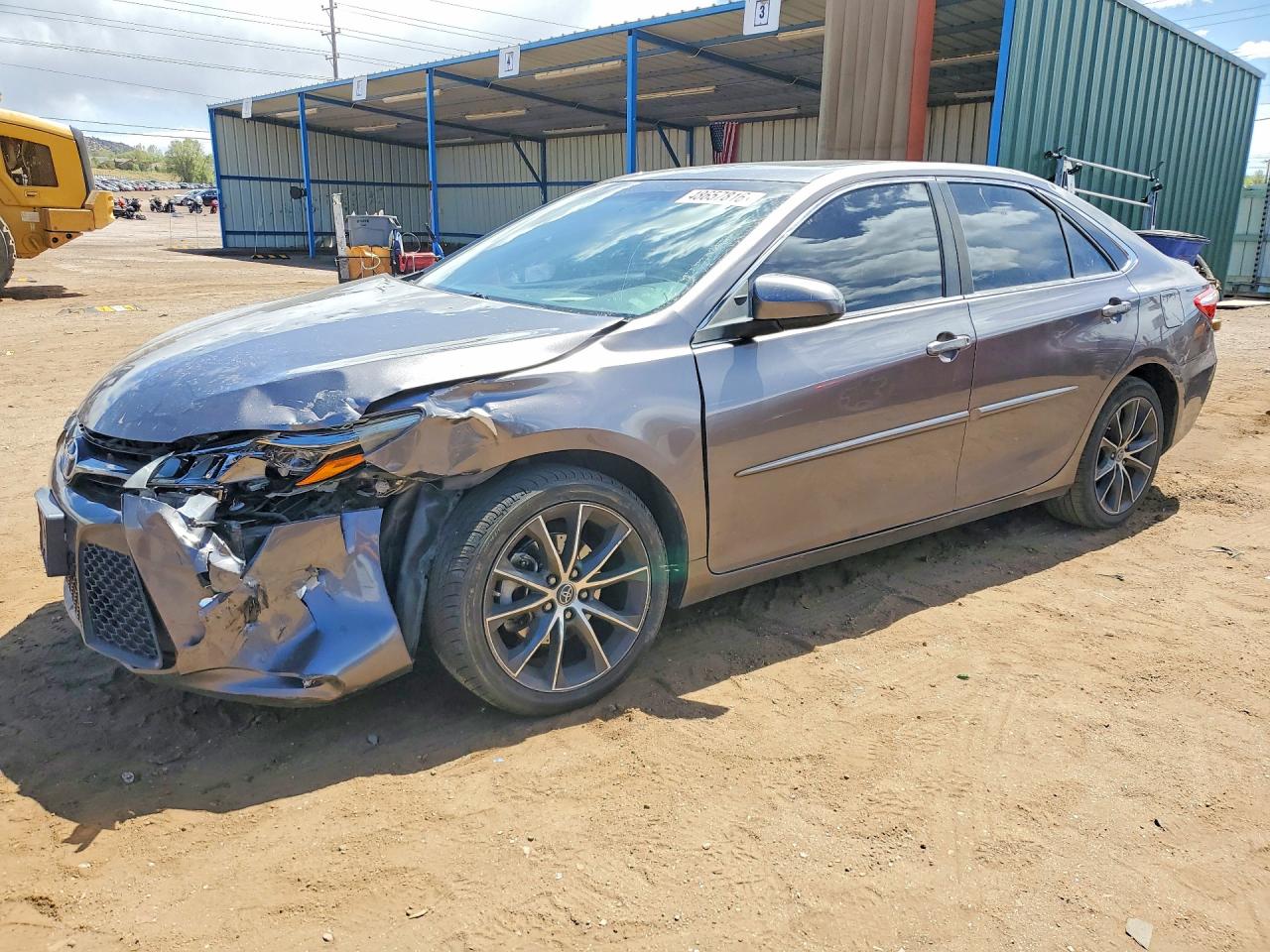 Salvage Toyota Camry Image