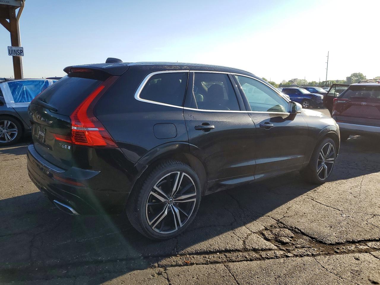 Volvo XC60 T6 R-design